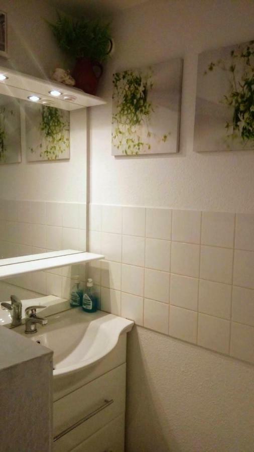 Friedens Apartment Plauen Luaran gambar